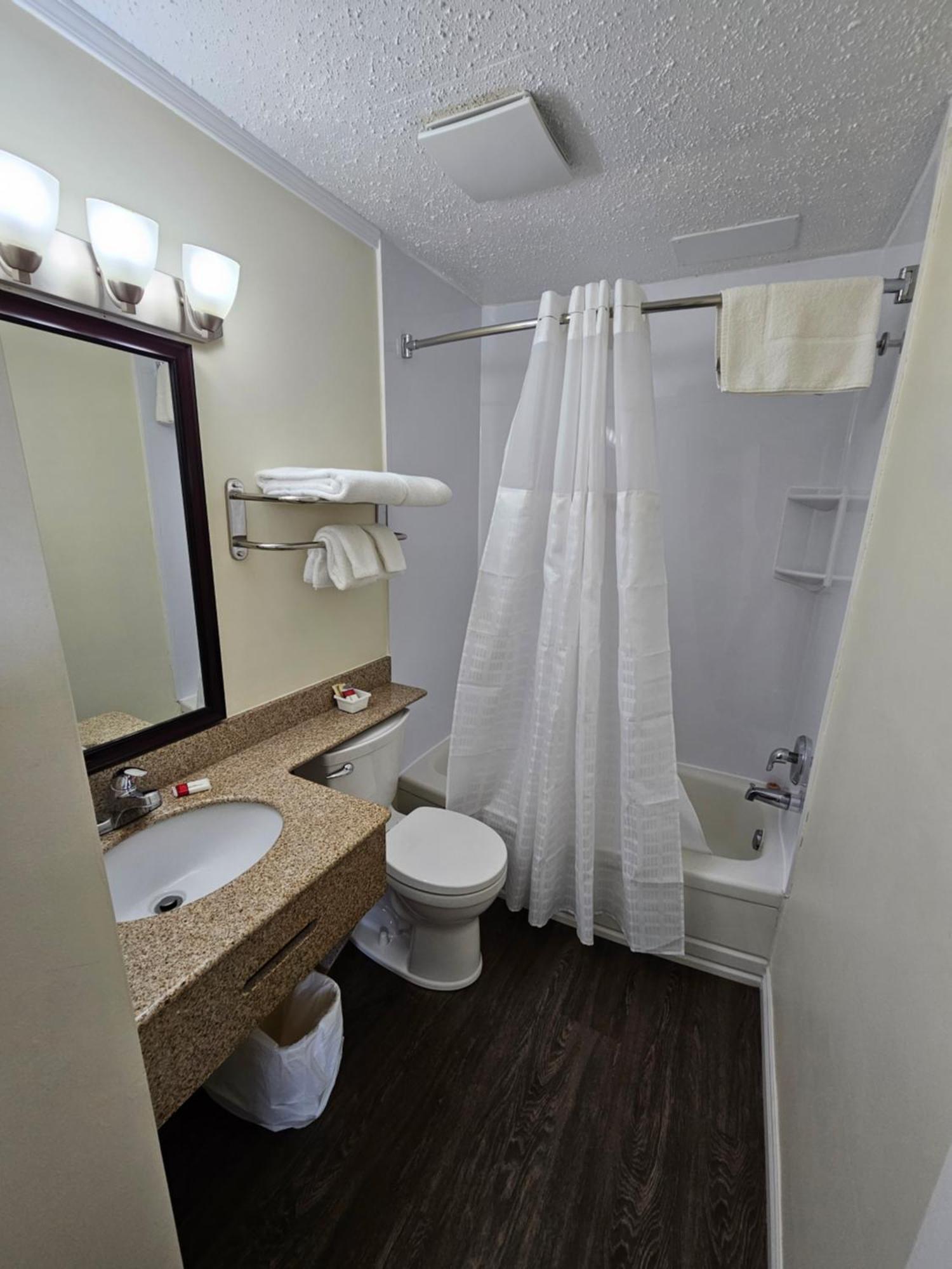 Huntsville Inn Kültér fotó
